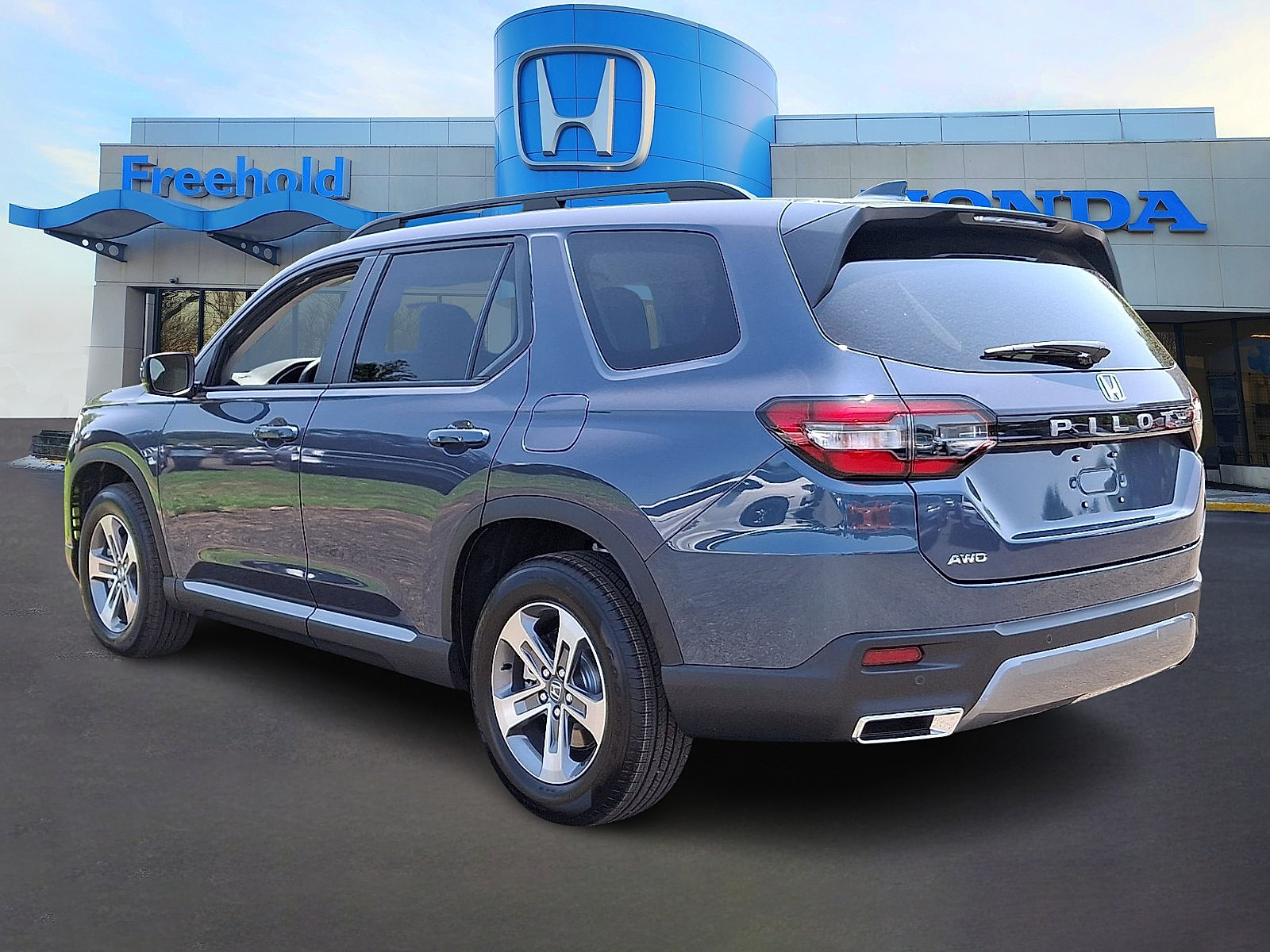 New 2026 Honda Pilot EX-L image 3