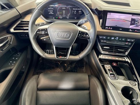 Used 2023 Audi RS e-tron GT image 20