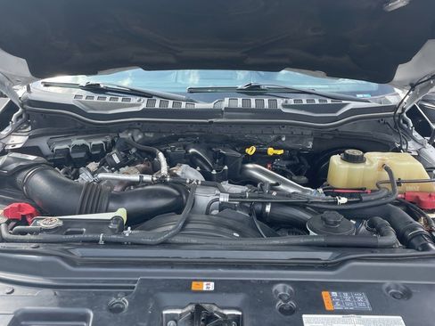 Used 2019 Ford F250 Platinum w/ Platinum Ultimate Package image 9