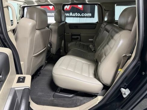 Used 2003 HUMMER H2 w/ Preferred Equipment Group AWD/4WD image 10