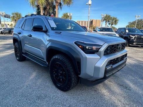 Used 2025 Toyota 4Runner TRD Off-Road Premium image 9