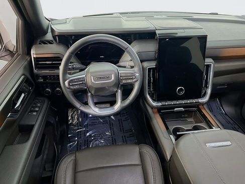 Certified 2025 GMC Yukon Denali w/ Sun & Power Step Package AWD/4WD image 23