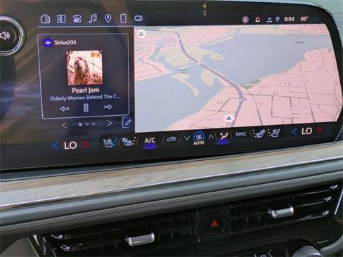 New 2025 Chevrolet Suburban High Country image 18