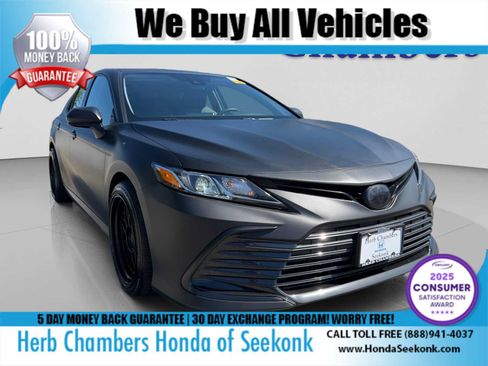 Used 2021 Toyota Camry LE FWD image 24