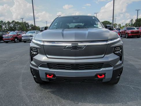 New 2026 Chevrolet Silverado EV Trail Boss image 2