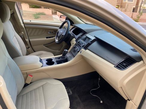 Used 2018 Ford Taurus SE FWD image 54
