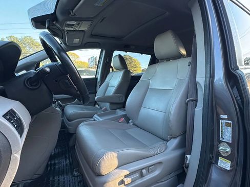 Used 2015 Honda Odyssey EX-L image 10
