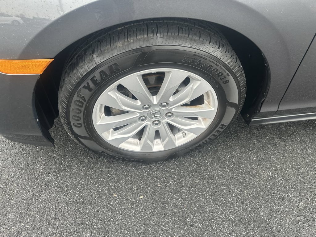 Used 2019 Honda Odyssey LX image 16