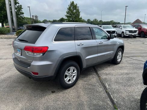 Used 2015 Jeep Grand Cherokee Laredo w/ Quick Order Package 23E AWD/4WD image 3