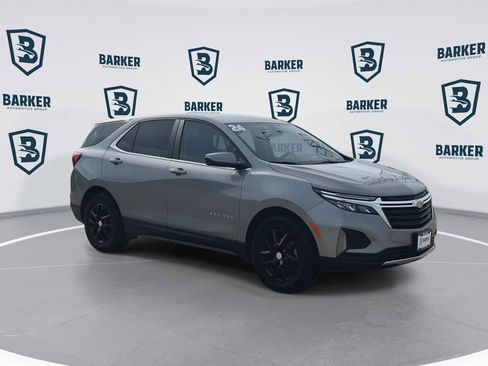 Used 2024 Chevrolet Equinox LT w/ LPO, Floor Liner Package FWD image 2