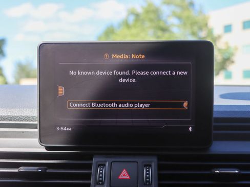 Used 2019 Audi Q5 2.0T Premium AWD/4WD image 33