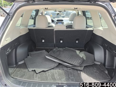 Used 2023 Subaru Forester Premium AWD/4WD image 38