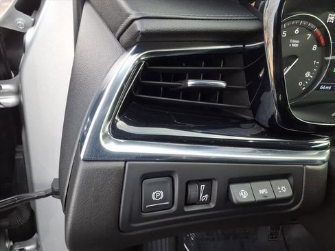 Used 2020 Cadillac XT6 Premium Luxury image 23