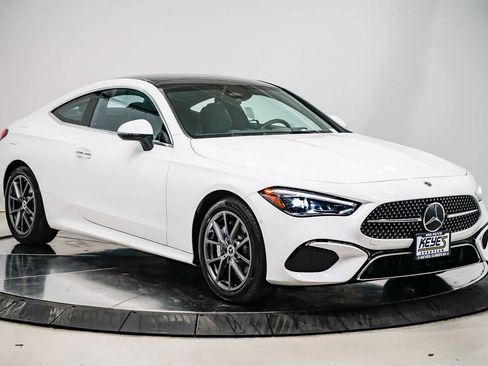 Used 2026 Mercedes-Benz CLE 300 4MATIC Coupe image 5