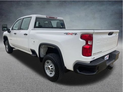 Used 2025 Chevrolet Silverado 2500 W/T AWD/4WD image 3