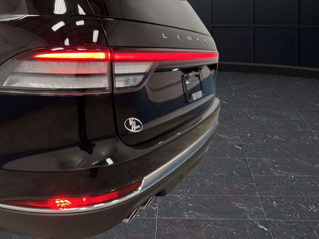 Used 2025 Lincoln Aviator Reserve AWD/4WD image 37