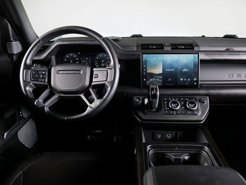 Used 2024 Land Rover Defender 130 X AWD/4WD image 11