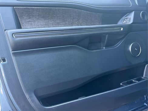 Used 2020 Ford Expedition Limited w/ Equipment Group 301A image 26