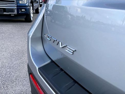 Certified 2025 Ford Explorer Active image 9