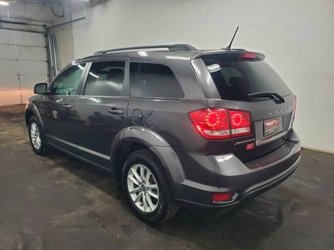 Used 2017 Dodge Journey SXT w/ Comfort/Convenience Group FWD image 5
