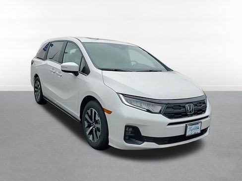 New 2026 Honda Odyssey EX-L image 3