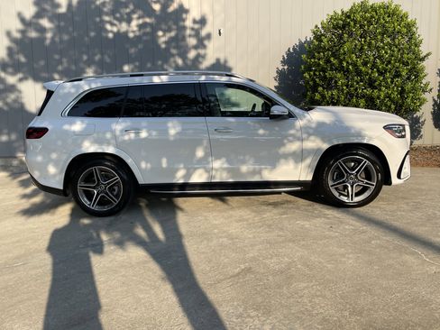 Used 2026 Mercedes-Benz GLS 450 4MATIC image 5