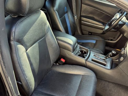 Used 2011 Dodge Charger R/T image 10