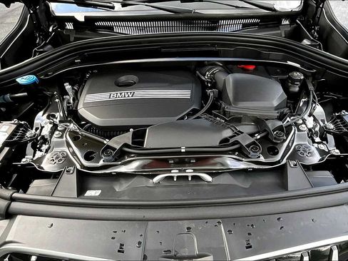New 2025 BMW X1 xDrive28i w/ Technology Package image 16