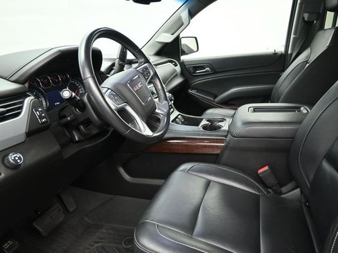 Used 2019 GMC Yukon SLT RWD image 11