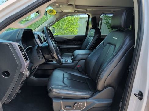 Used 2019 Ford Expedition Platinum AWD/4WD image 11