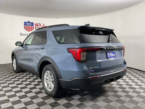 New 2026 Ford Explorer Active RWD image 5