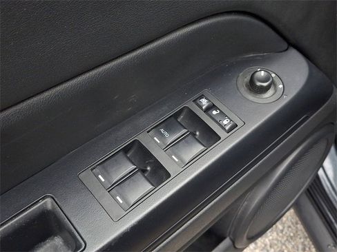 Used 2016 Jeep Patriot Sport w/ Power Value Group image 23