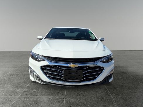 Used 2024 Chevrolet Malibu LT image 11