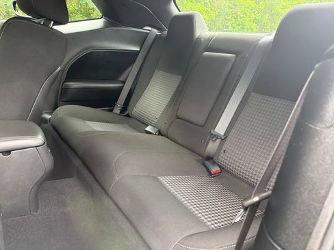 Used 2020 Dodge Challenger R/T w/ Blacktop Package RWD image 29