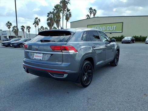 Used 2023 Volkswagen Atlas Cross Sport SE image 8