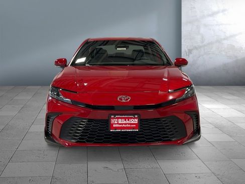 New 2026 Toyota Camry SE image 2