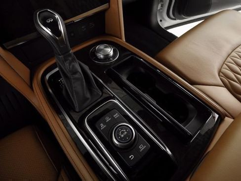 Used 2024 INFINITI QX80 Sensory image 36