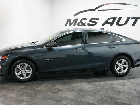 Used 2021 Chevrolet Malibu LS w/ Driver Confidence Package II FWD image 3
