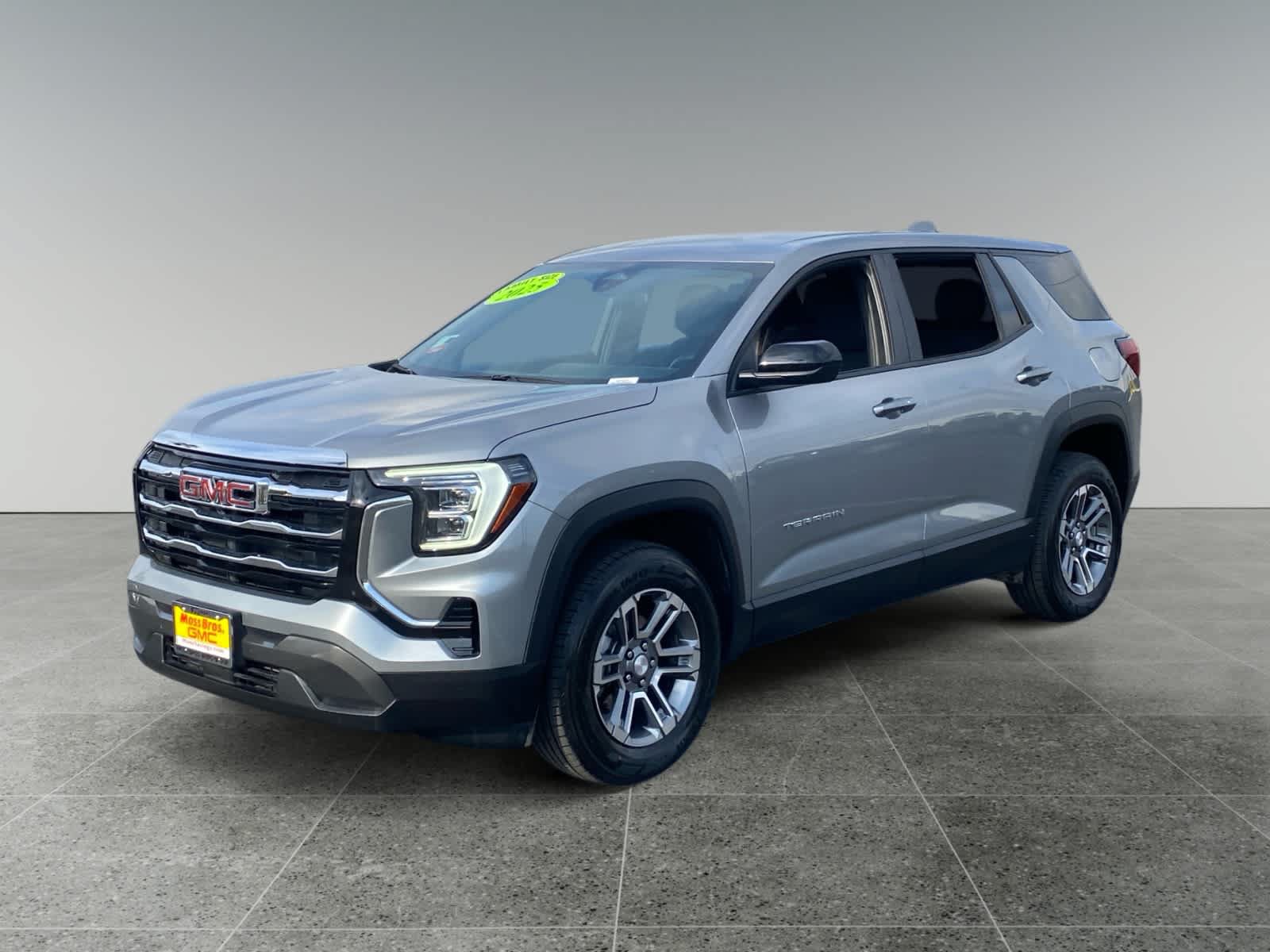 Used 2025 GMC Terrain Elevation AWD/4WD image 1