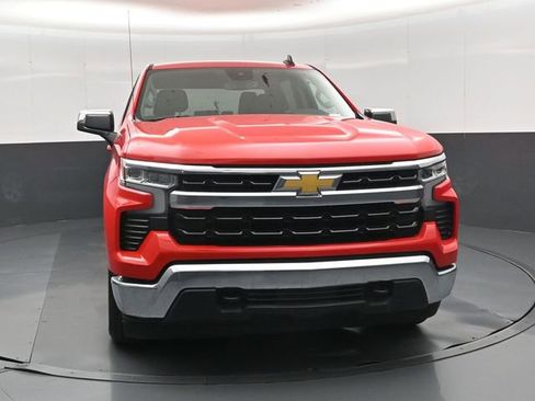 Used 2025 Chevrolet Silverado 1500 LT AWD/4WD image 10