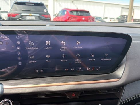 Used 2025 Buick Envision Sport Touring image 19