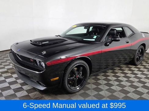Used 2010 Dodge Challenger R/T w/ Mopar 10 Pkg RWD image 3