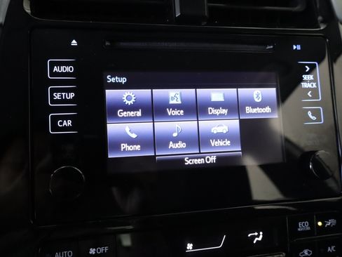 Used 2019 Toyota Prius LE AWD/4WD image 13