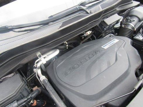 Used 2016 Honda Pilot LX image 33