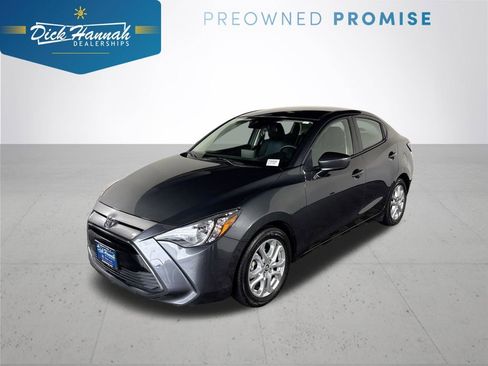 Used 2017 Toyota Yaris iA image 1