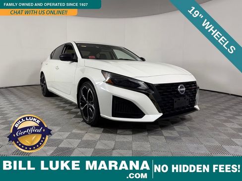 Used 2023 Nissan Altima 2.5 SR image 1