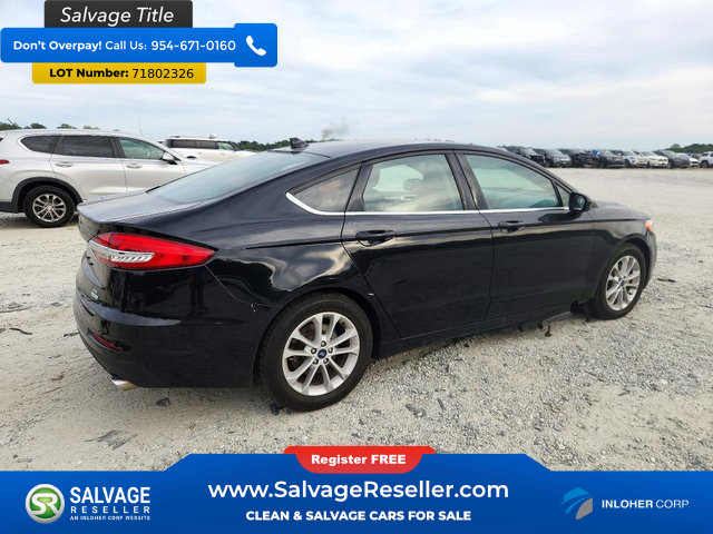 Used 2019 Ford Fusion SE FWD image 4