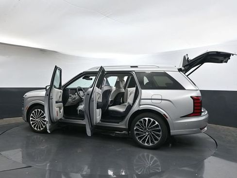 Used 2026 Hyundai Palisade Calligraphy FWD image 41