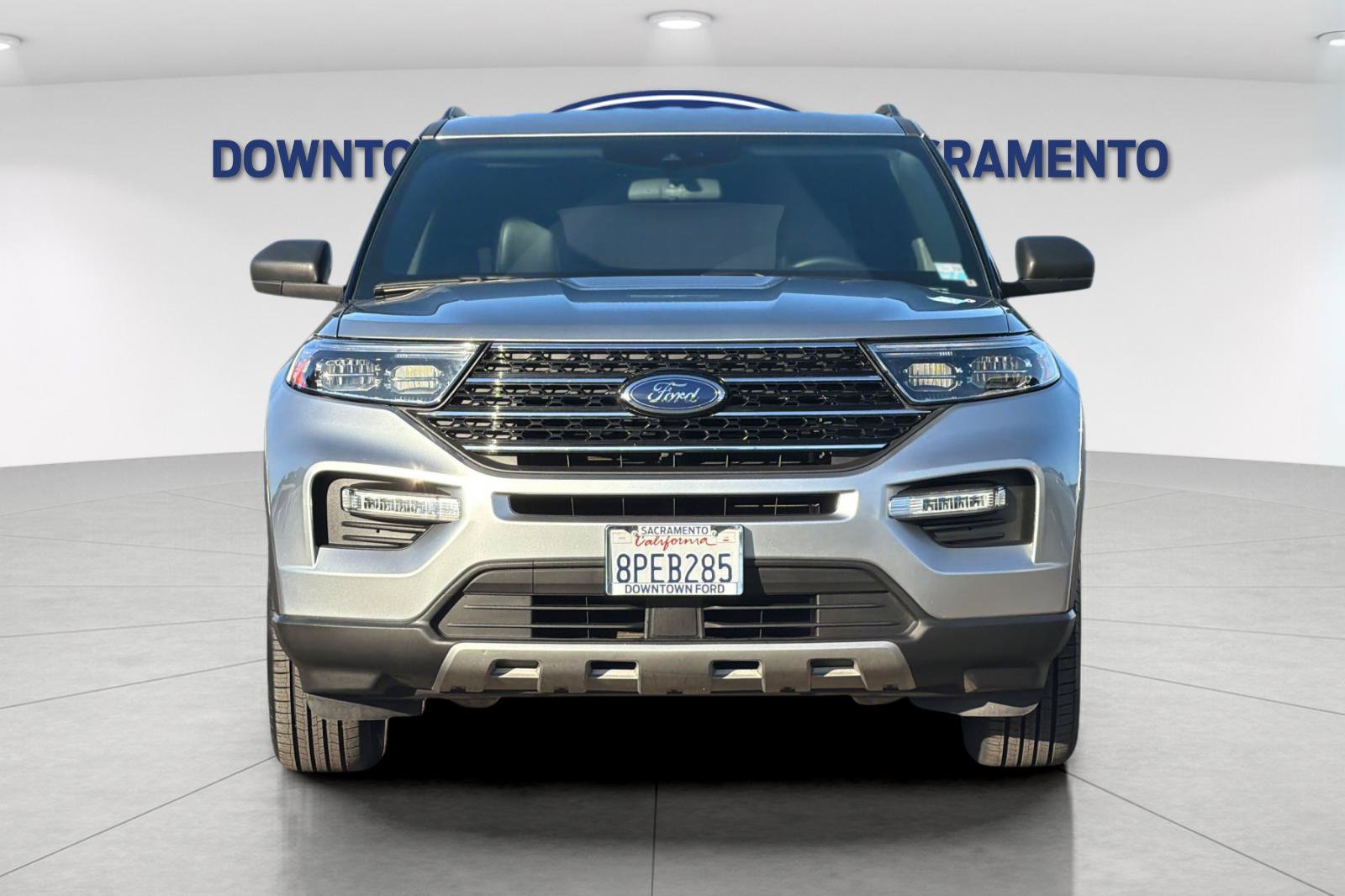 Used 2020 Ford Explorer XLT w/ Equipment Group 202A AWD/4WD image 10