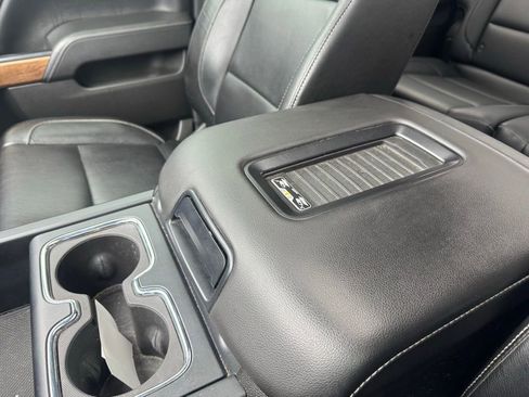 Used 2016 Chevrolet Silverado 1500 LTZ w/ Sport Package AWD/4WD image 11